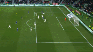 威利·梅斯在名人堂演讲中提到，他的手套是他最好的朋友